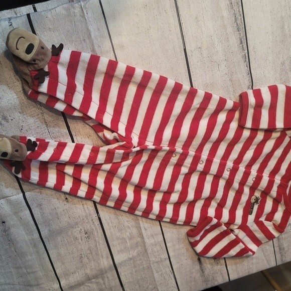 Carters Just One You 4 Piece  Holiday Sleepers  bundle Size 6months - Picture 11 of 16